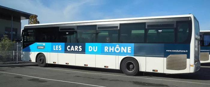 Cars-du-Rhône-2-1844x768.webp
