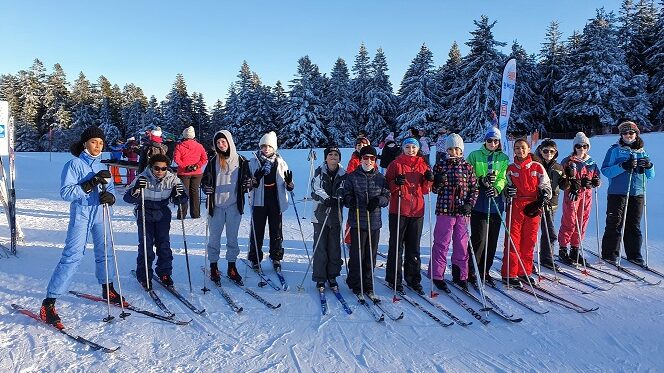 Les élèves du collège sur leurs skis